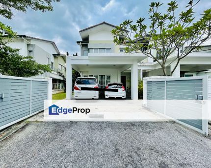 PALING CANTIK, RENOVATED Double Storey Semi Detached House Legundi Residensi Bandar Seri Putra Bangi Near Kajang Selangor, Selangor, Kajang