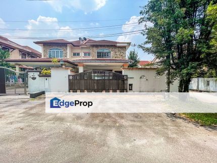 RENOVATED & WELL MAINTAINED & ENDLOT Double Storey Semi-d House Taman Sri Jelok Kajang Selangor, Selangor, Kajang