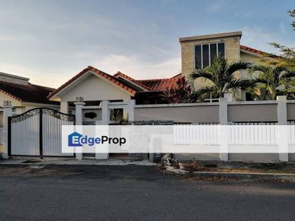 FULLY FURNISHED, RENOVATED Bungalow House Jentayu Bandar Enstek Seremban Negeri Sembilan, Negeri Sembilan, Seremban