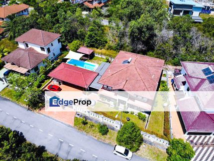 HUGE BUNGALOW WITH POOL 2 Storey Bungalow Laman Kemboja Kota Seriemas Nilai Negeri Sembilan , Negeri Sembilan, Nilai