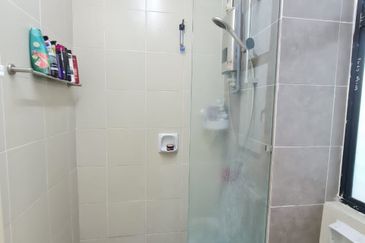 Avenue 2, Lake Valley