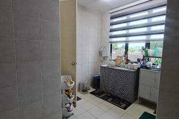 Avenue 2, Lake Valley