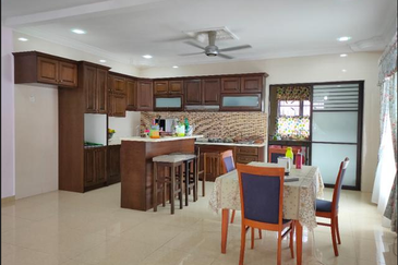 Jalan Suakasih @ Tun Hussein Onn