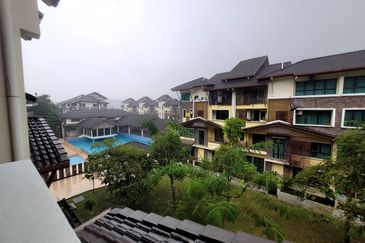 Avenue 2, Lake Valley