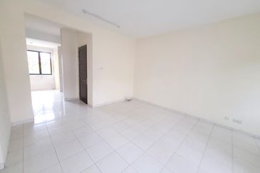 Avenue 2, Lake Valley