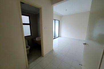 Avenue 2, Lake Valley