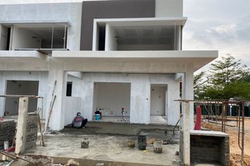New Bandar Baru Sungai Long Terrace House