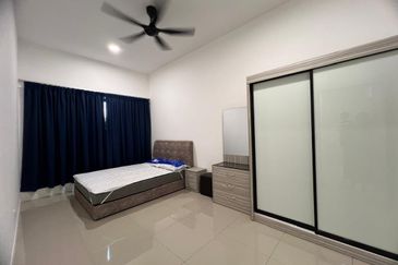 Savvy @ Riana Dutamas