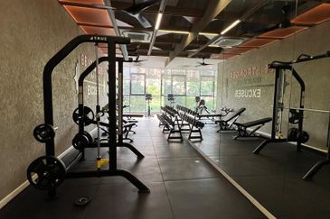 Savvy @ Riana Dutamas