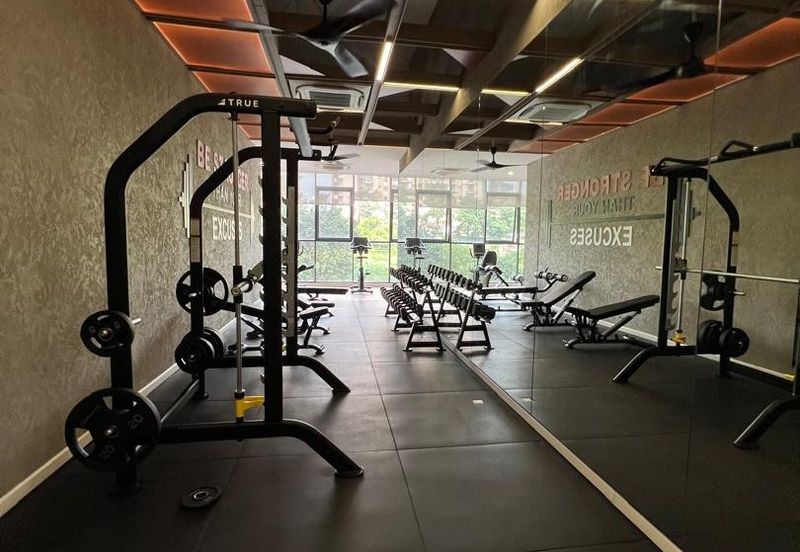 Savvy @ Riana Dutamas *