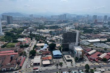 Savvy @ Riana Dutamas