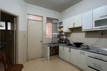 Jalan Sepah Puteri 5/12