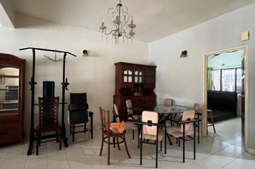 Jalan Sepah Puteri 5/12