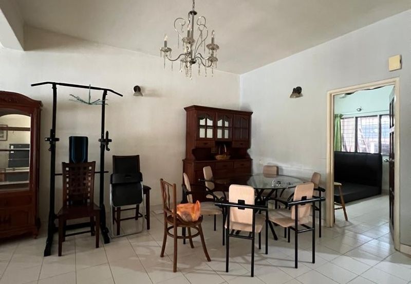 Jalan Sepah Puteri 5/12