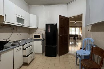 Jalan Sepah Puteri 5/12