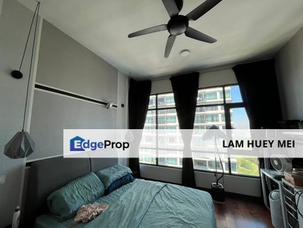 Molek Regency, Johor, Johor Bahru