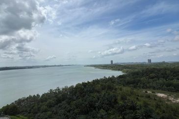 Puteri Cove Residences