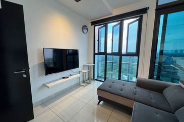 Almas Suites @ Puteri Harbour