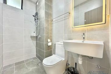 Twin Tower Residence