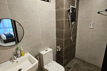 Twin Tower Residence