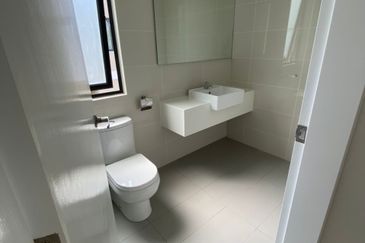 Sunway Citrine Lakehomes