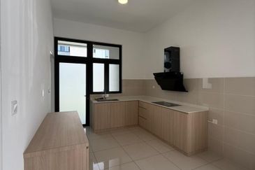 Sunway Citrine Lakehomes