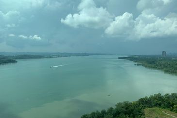 Puteri Cove Residences