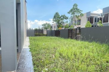 Aurora Resort Villas