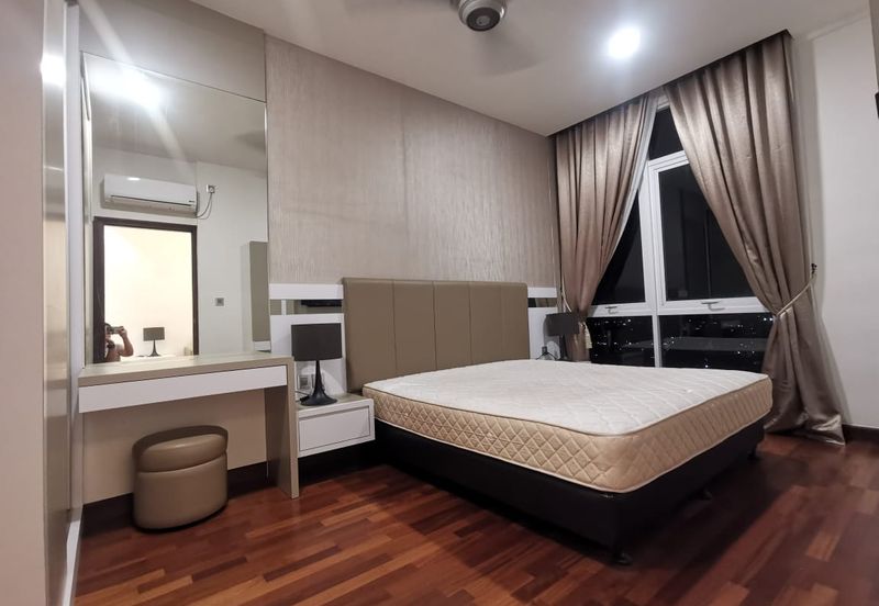 Paragon Suites @ CIQ