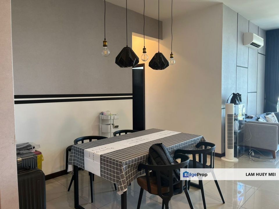 Molek Regency, Johor, Johor Bahru