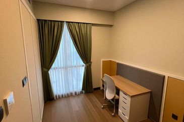 Puteri Cove Residences