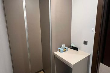 Puteri Cove Residences