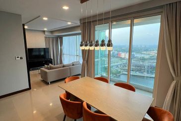 Puteri Cove Residences