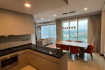 Puteri Cove Residences