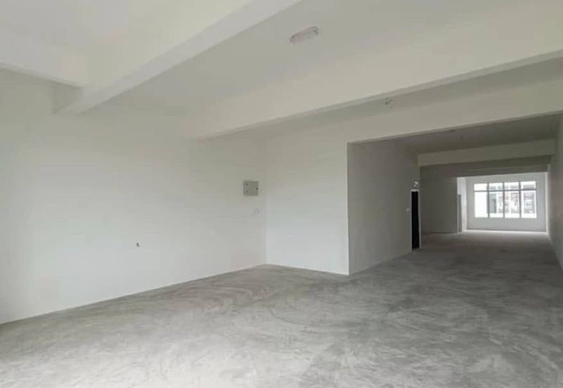 Crest @ Austin Emerald 1