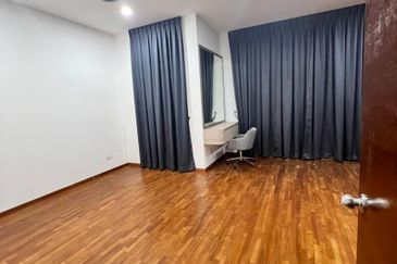 The WaterEdge Residences