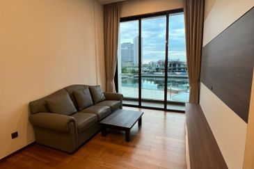 Puteri Cove Residences