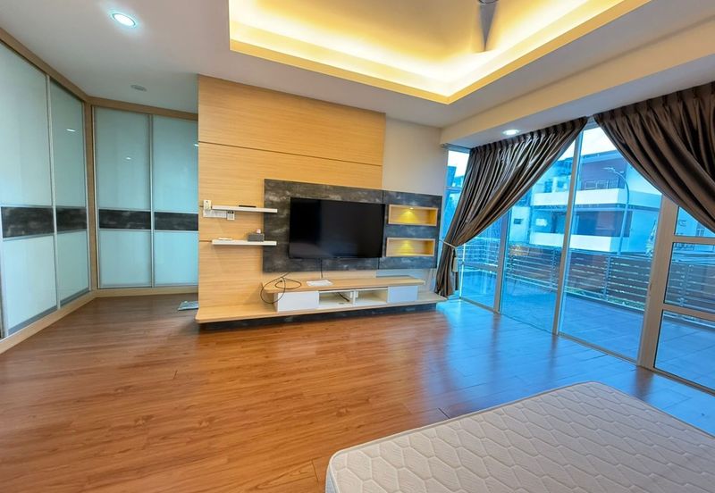 Taman Austin Heights