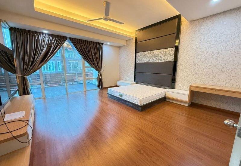 Taman Austin Heights