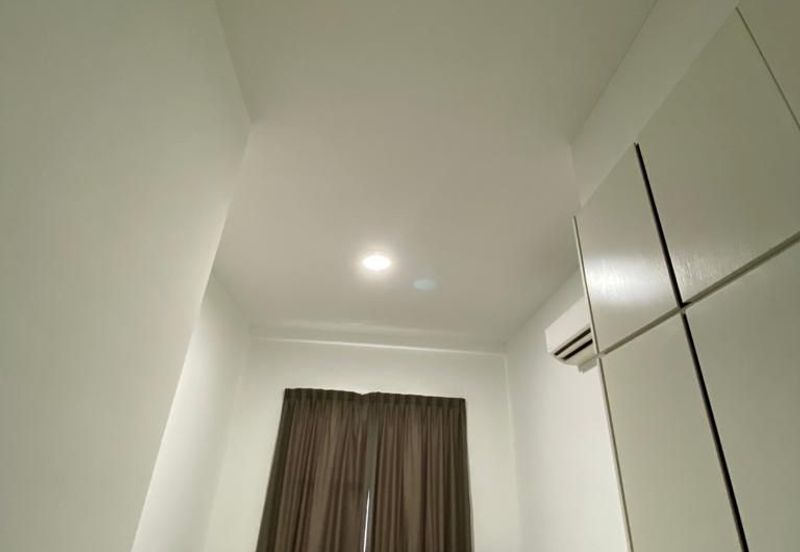 The Pinnacles (Pinnacle Tower)