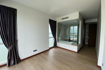 Puteri Cove Residences