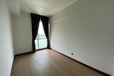 Puteri Cove Residences