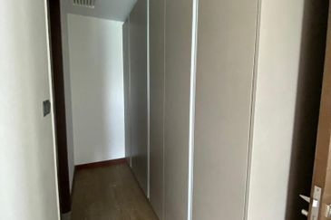 Puteri Cove Residences