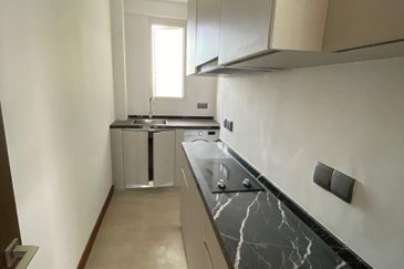 Puteri Cove Residences