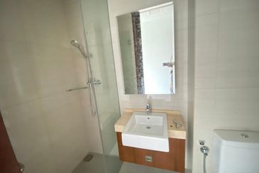 Puteri Cove Residences