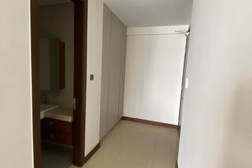 Puteri Cove Residences