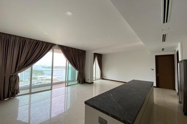 Puteri Cove Residences