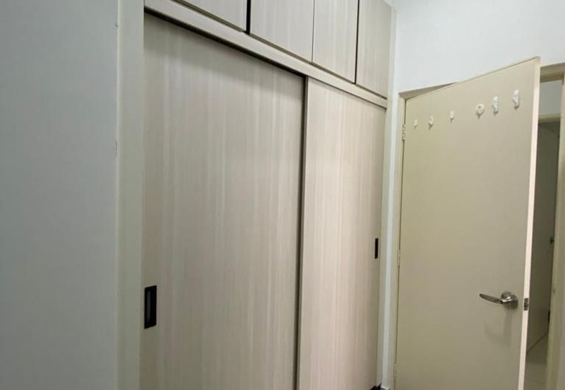 The Pinnacles (Pinnacle Tower)