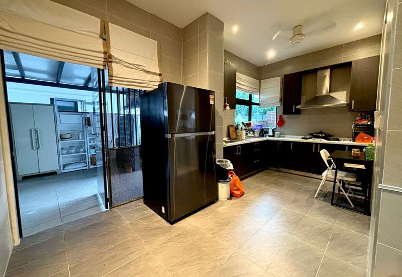 Noble Park @ East Ledang