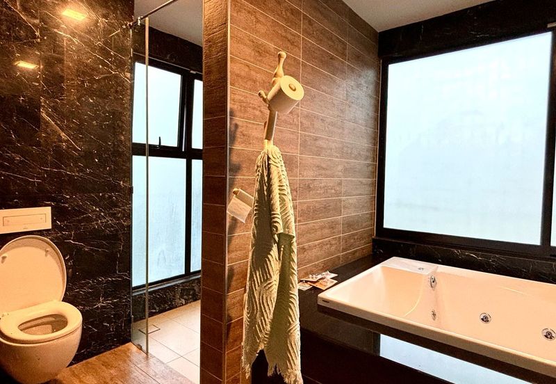 Noble Park @ East Ledang